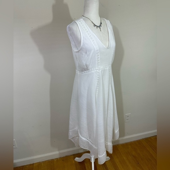 Kings Road.  sz lg dress midi length all white hankie style hem - Picture 10 of 15